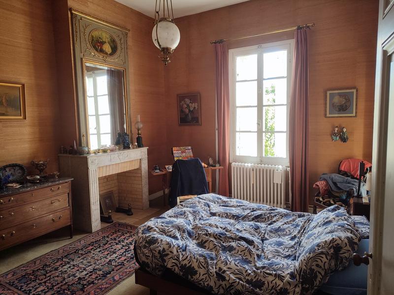 Maison ancienne - 378 m² - 11 pièces