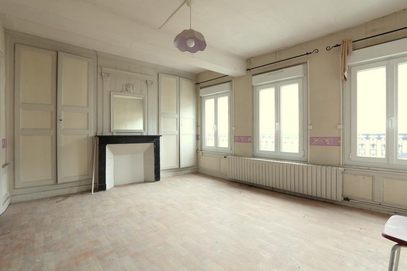 Local commercial - 369 m² - 14 pièces