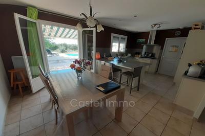 Maison - 101 m² - 5 pièces