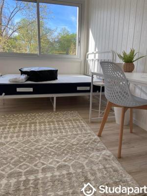 Chambre - 9 m² - 1 pièce