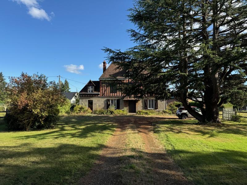 Maison ancienne - 185 m² - 7 pièces