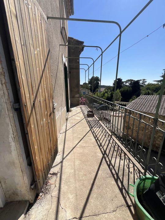 Maison - 315 m² - 15 pièces