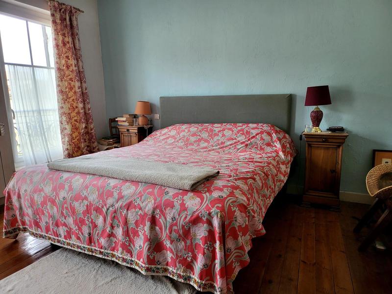 Maison - 241 m² - 5 pièces