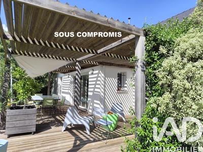 Maison - 195 m² - 7 pièces