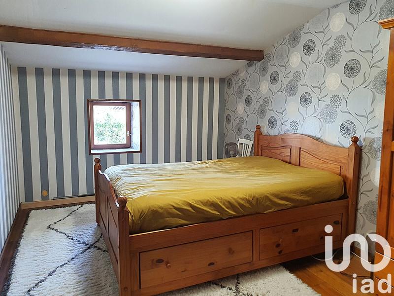 Maison - 250 m² - 7 pièces