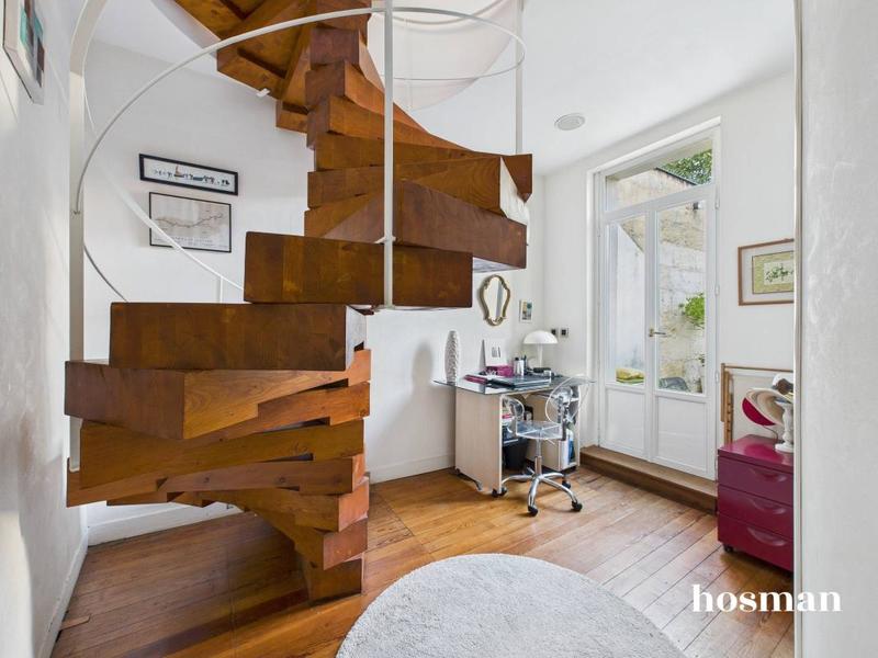 Maison - 140 m² - 5 pièces