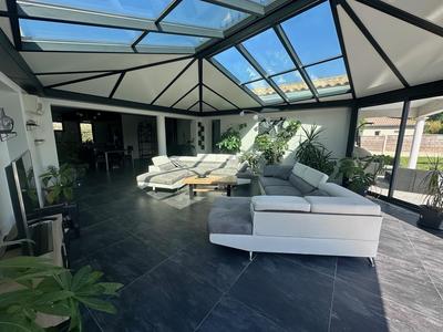 Villa - 175 m² - 6 pièces