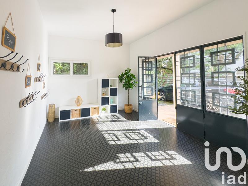 Maison - 262 m² - 10 pièces