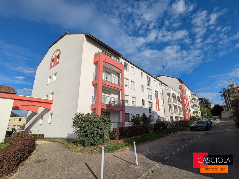 Appartement - 84 m² - 4 pièces