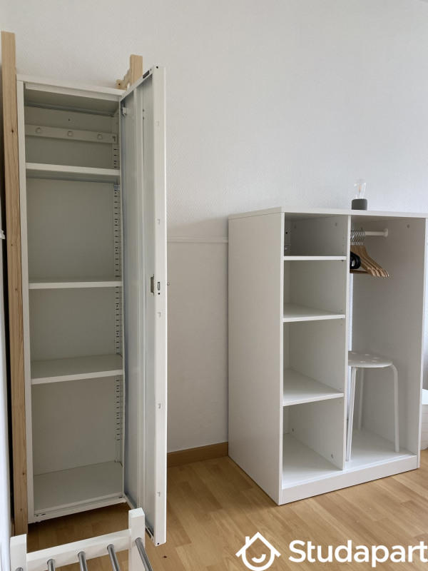 Chambre - 12 m² - 1 pièce