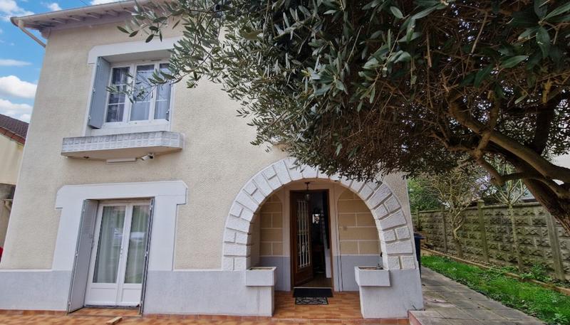 Maison - 118 m² - 5 pièces