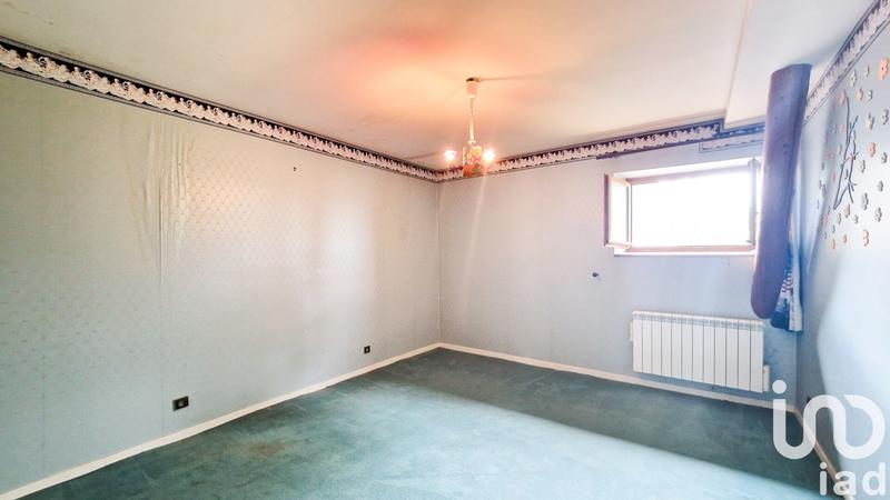 Maison - 256 m² - 9 pièces