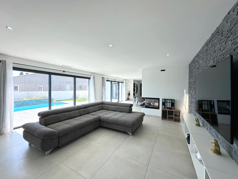 Maison - 170 m² - 5 pièces