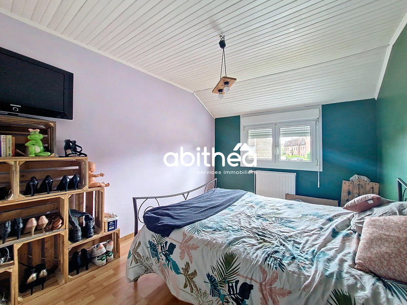 Maison - 95 m² - 4 pièces