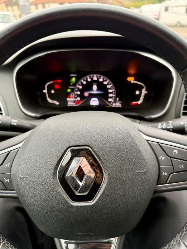 Renault Mégane IV Intens Blue Dci 115