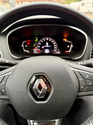 Renault Mégane IV Intens Blue Dci 115