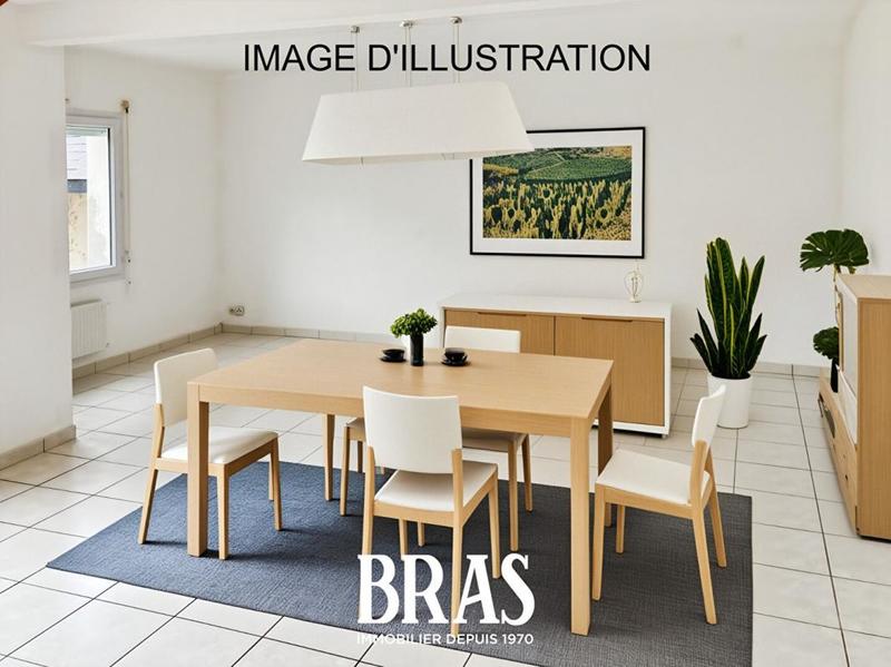 Maison - 98 m² - 5 pièces