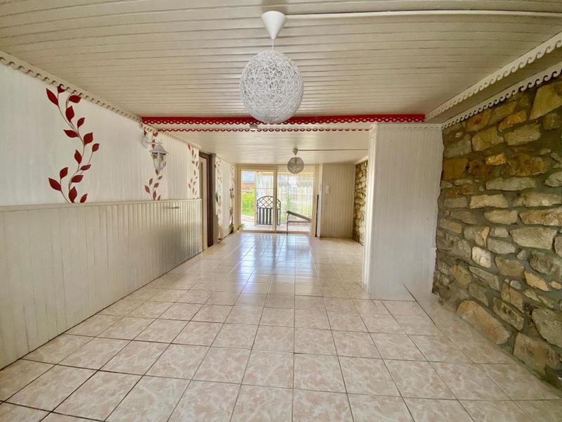 Maison - 140 m² - 5 pièces