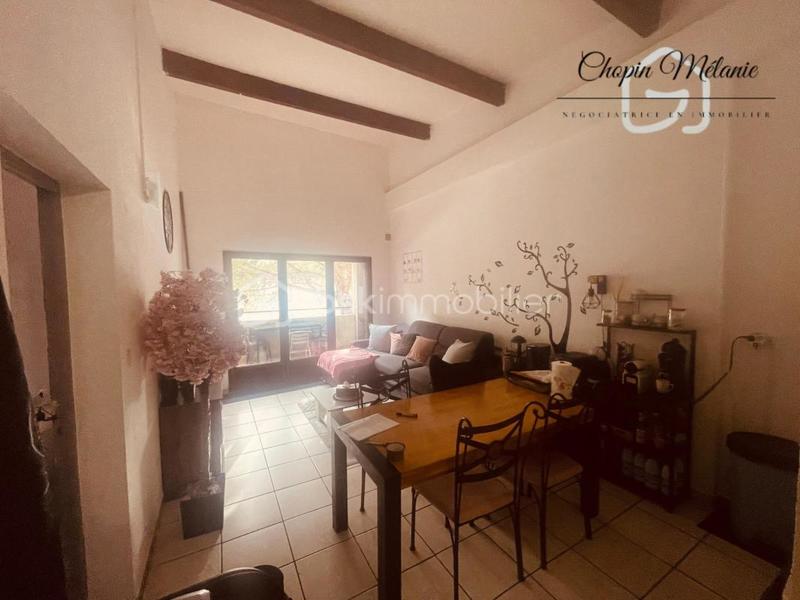 Appartement - 70 m² - 4 pièces