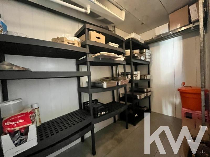 Immeuble mixte - 280 m²