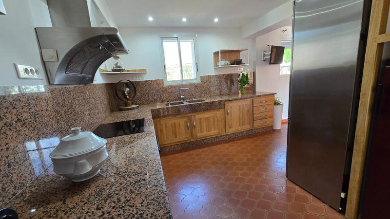 Maison - 146 m² - 6 pièces