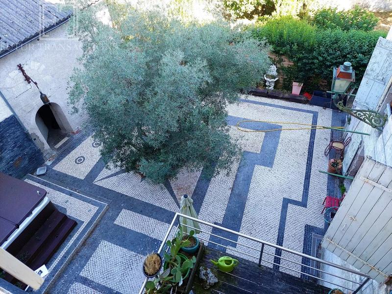 Maison de village - 340 m² - 11 pièces