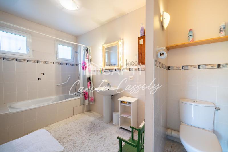 Maison - 190 m² - 5 pièces