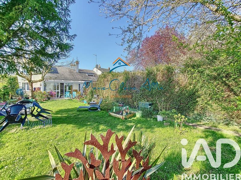 Maison - 104 m² - 4 pièces