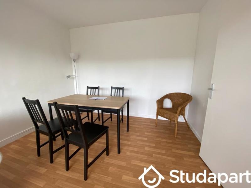 Appartement - 92 m² - 5 pièces