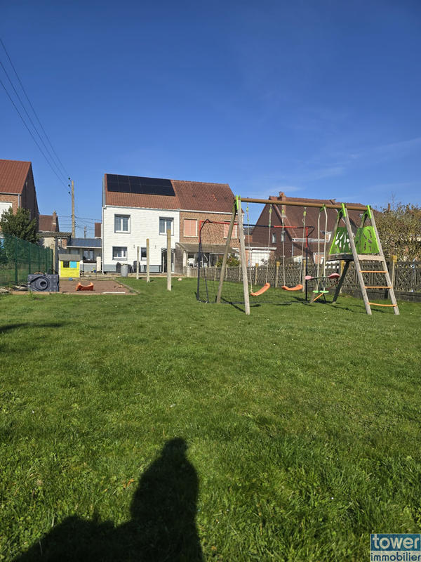 Maison - 101 m² - 5 pièces