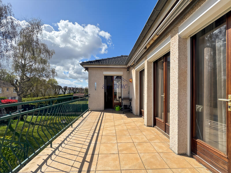 Maison - 109 m² - 5 pièces