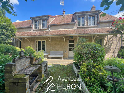 Maison - 105 m² - 5 pièces