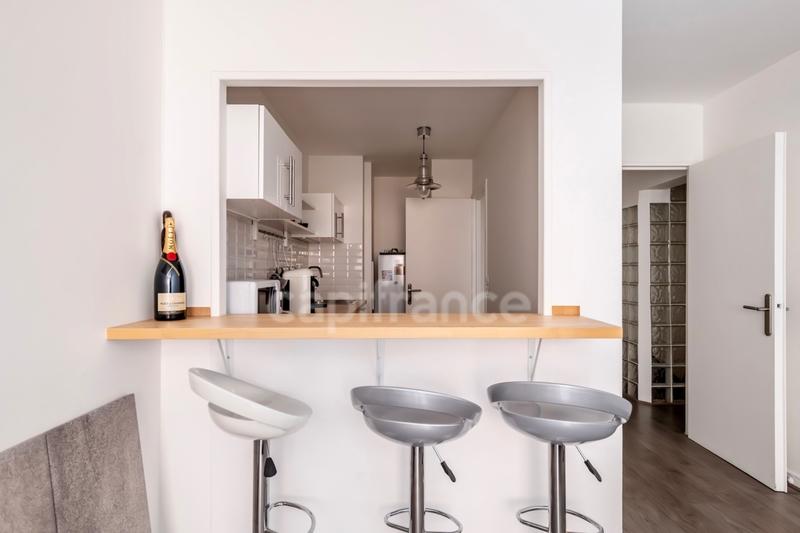 Appartement - 49 m² - 2 pièces