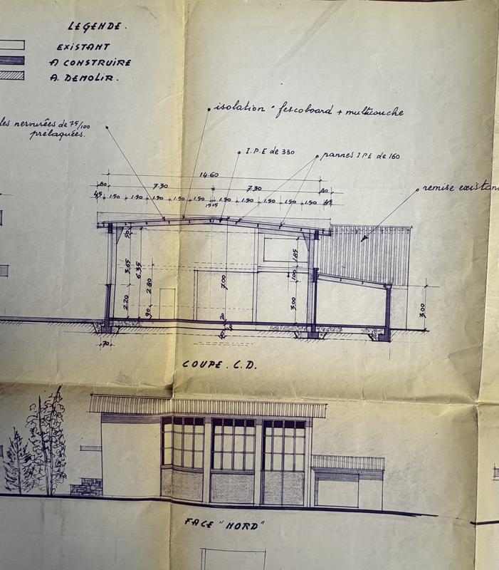 Immeuble mixte - 408 m² - 6 pièces
