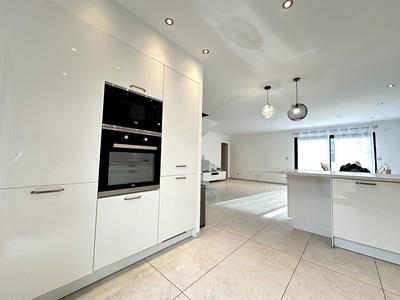 Maison - 103 m² - 4 pièces