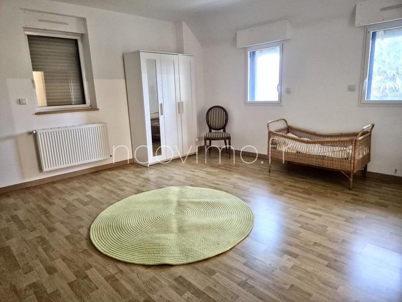 Maison - 288 m² - 8 pièces