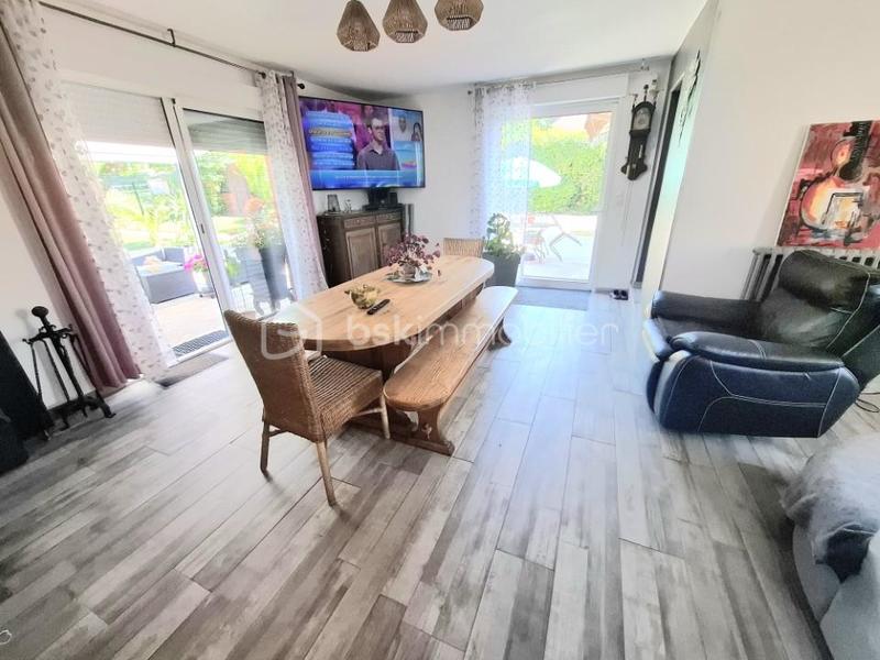 Maison - 90 m² - 3 pièces