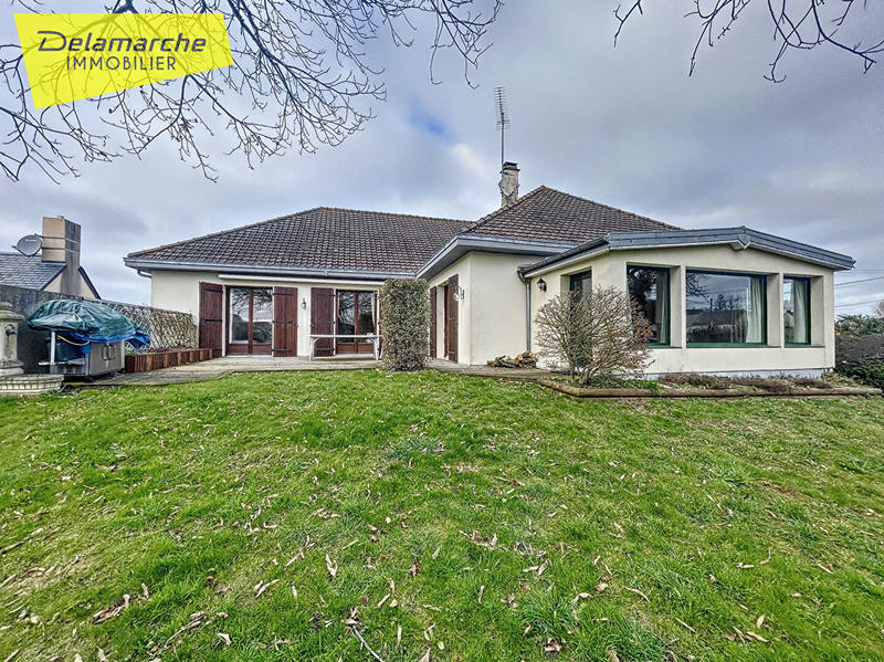 Maison - 303 m² - 9 pièces