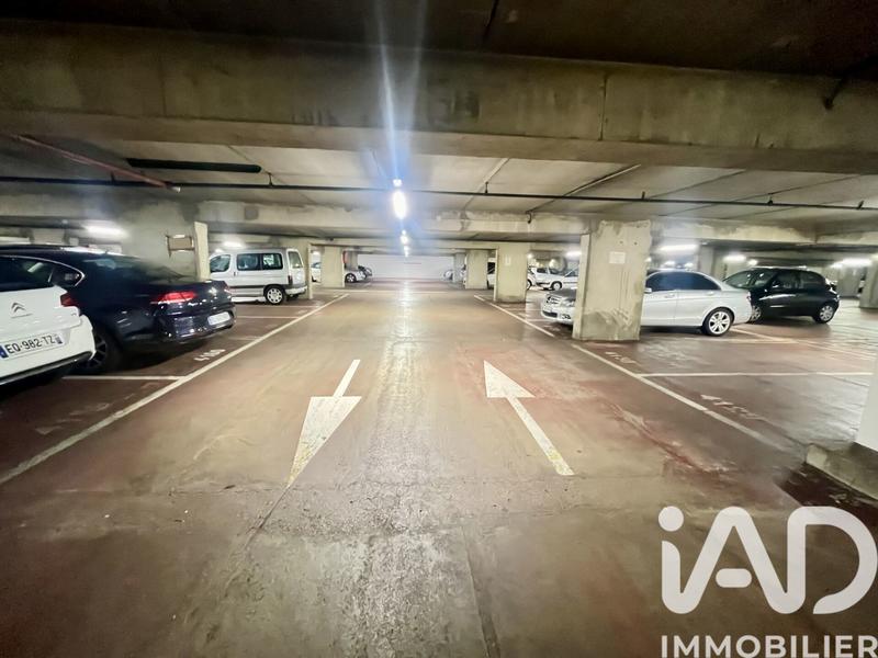 Parking - 10 m²