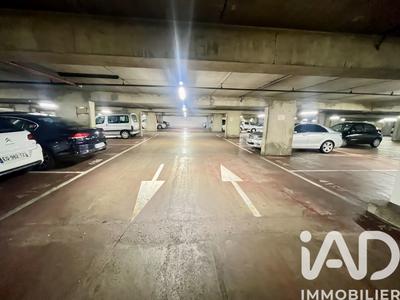 Parking - 10 m²