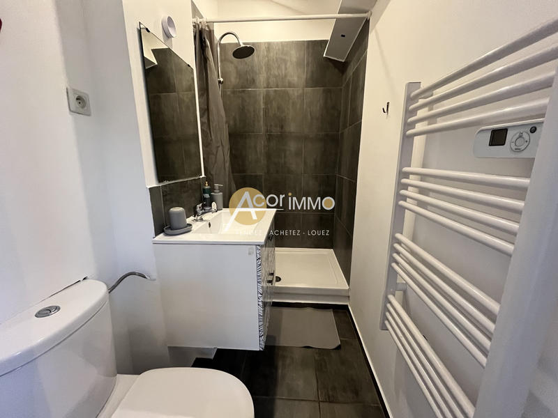 Appartement - 15 m² - 2 pièces