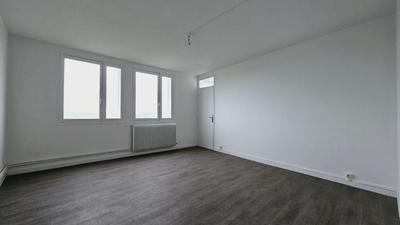 Appartement - 70 m² - 4 pièces