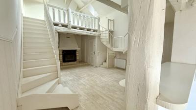 Appartement - 102 m² - 3 pièces