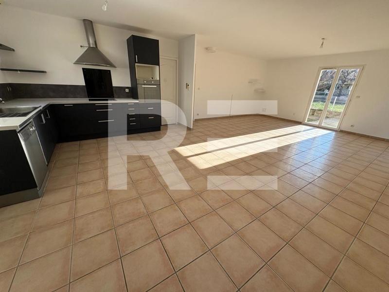 Maison - 105 m² - 4 pièces