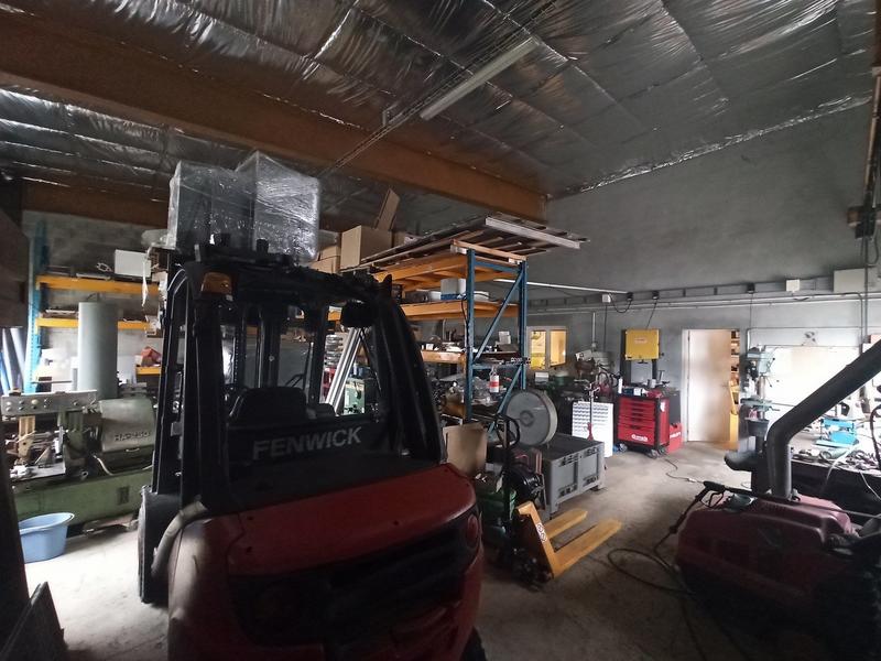 Local commercial - 182 m²