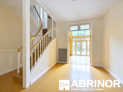 Maison - 117 m² - 5 pièces