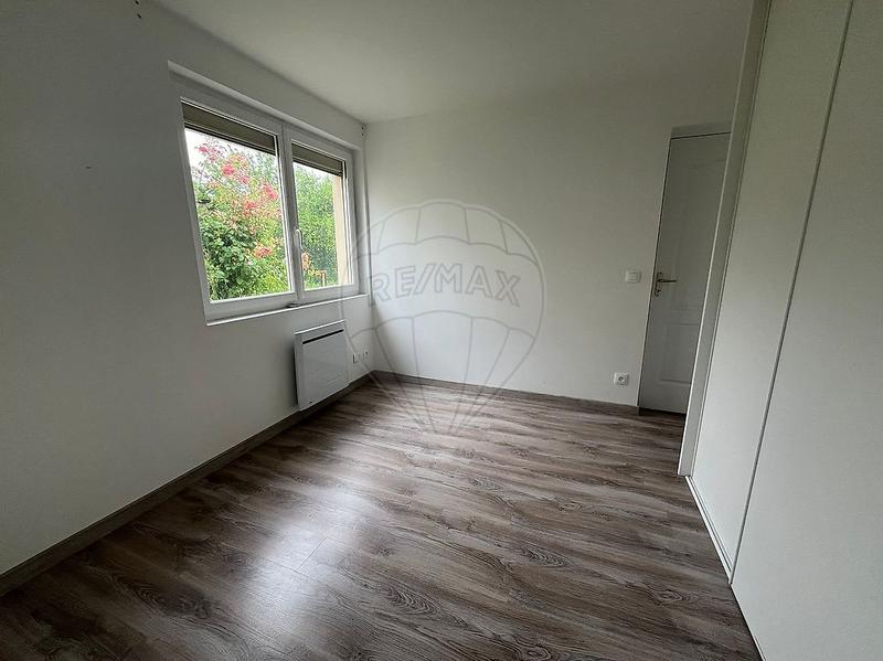 Maison - 92 m² - 5 pièces