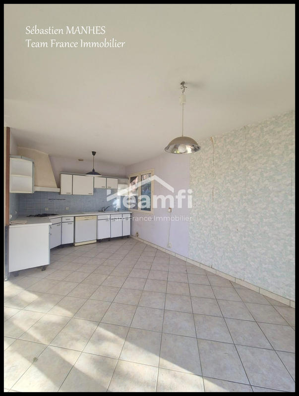 Maison - 95 m² - 5 pièces