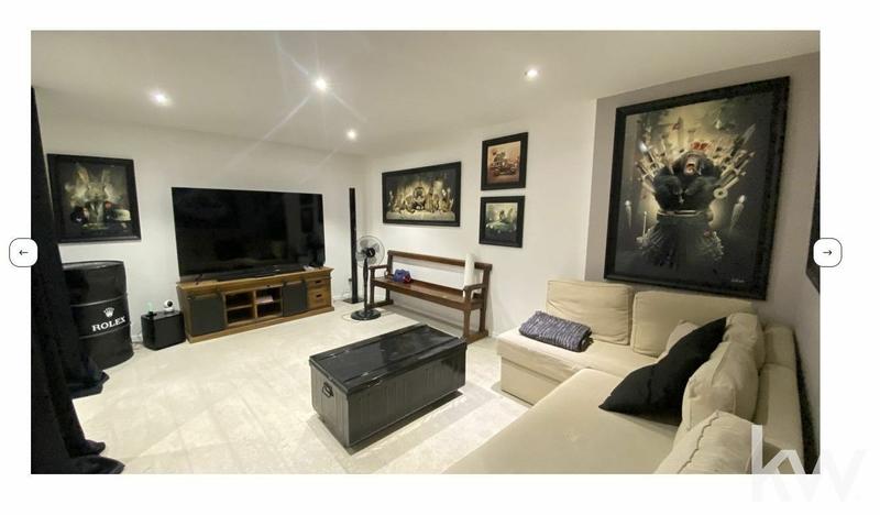 Maison - 437 m² - 8 pièces