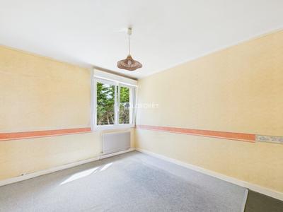 Maison - 127 m² - 7 pièces